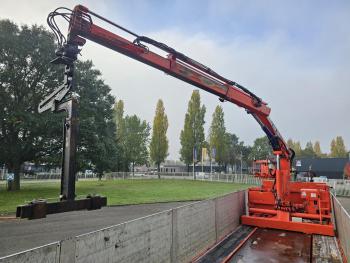 Pacton 2 X STEERING AXLE / LIFT AXLE / HIAB ROLLER CRANE